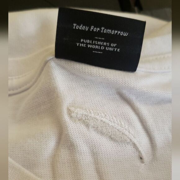 Publish Brand Men's Large White & Black Graphic T-Shirt Casual Utility Eclectic - Picture 4 of 12